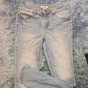 Mid rise refuge jeans